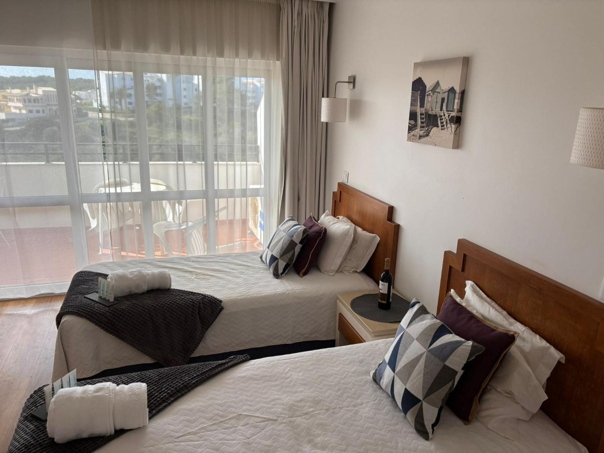 Brisa Mar Apartment Portimao Bagian luar foto