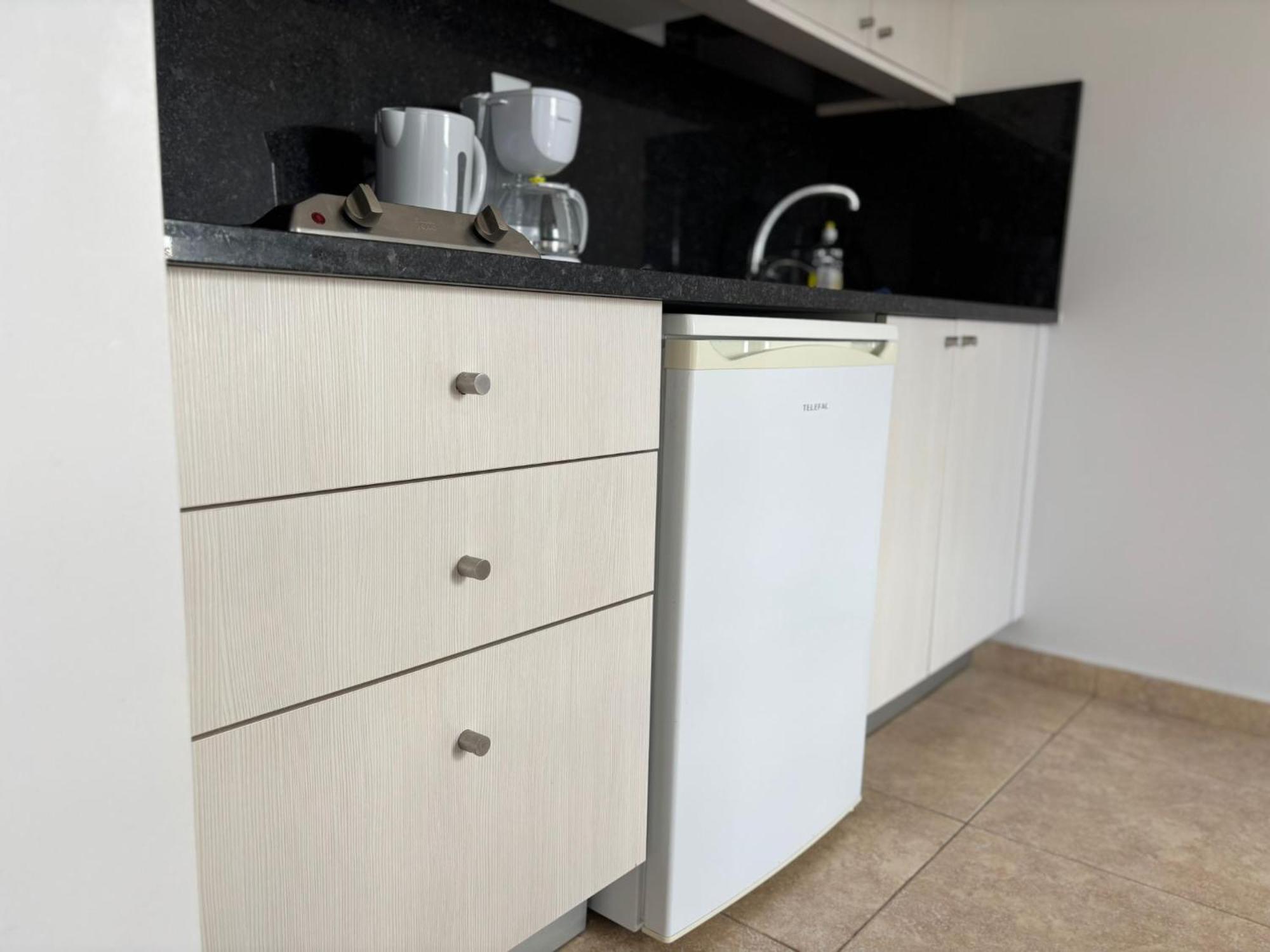 Brisa Mar Apartment Portimao Bagian luar foto